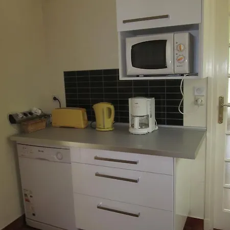 Villa, Jardin, Parkings, Mer A 100 M Villa *